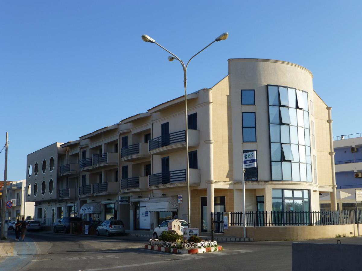 Hotel Celeste Marzamemi Bagian luar foto