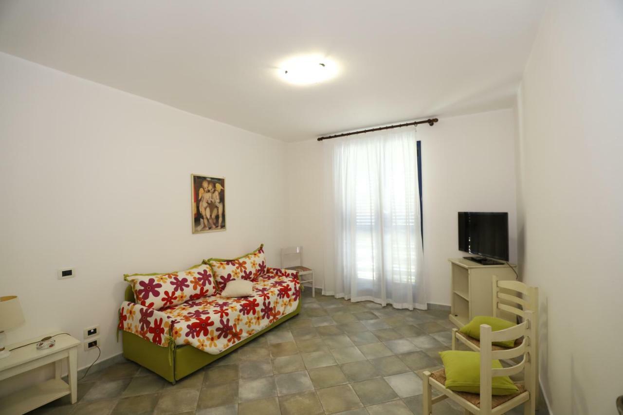 Hotel Celeste Marzamemi Bagian luar foto