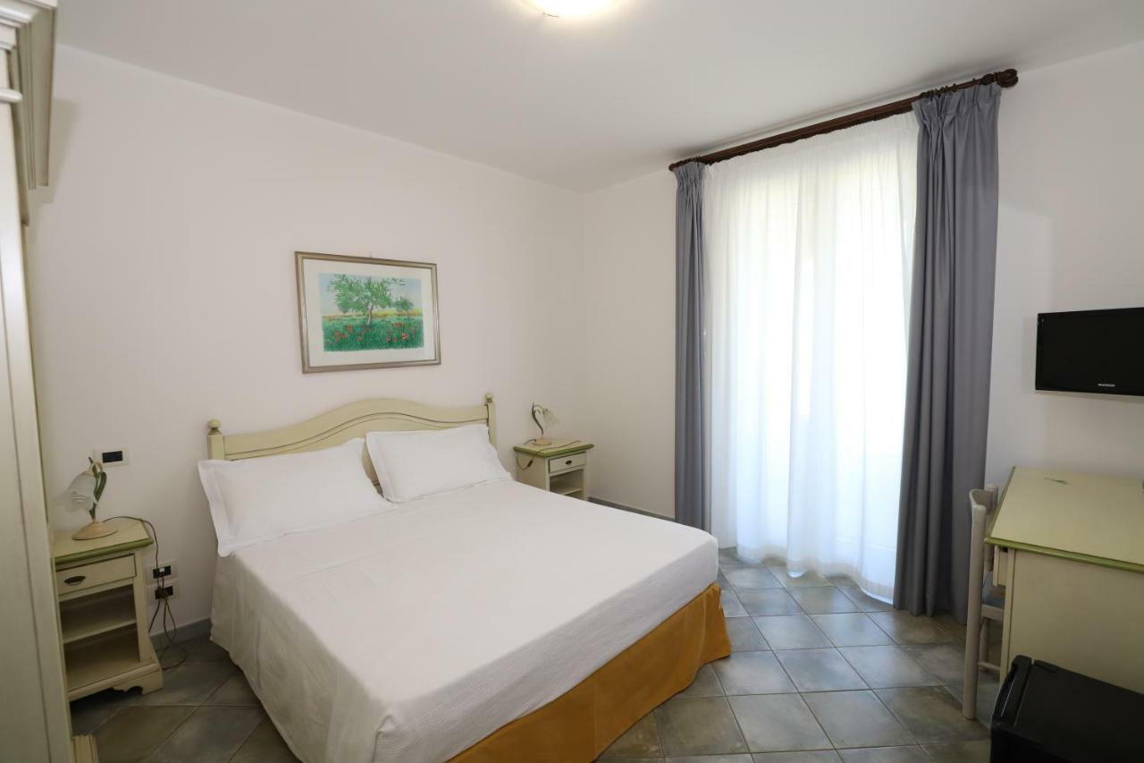 Hotel Celeste Marzamemi Bagian luar foto