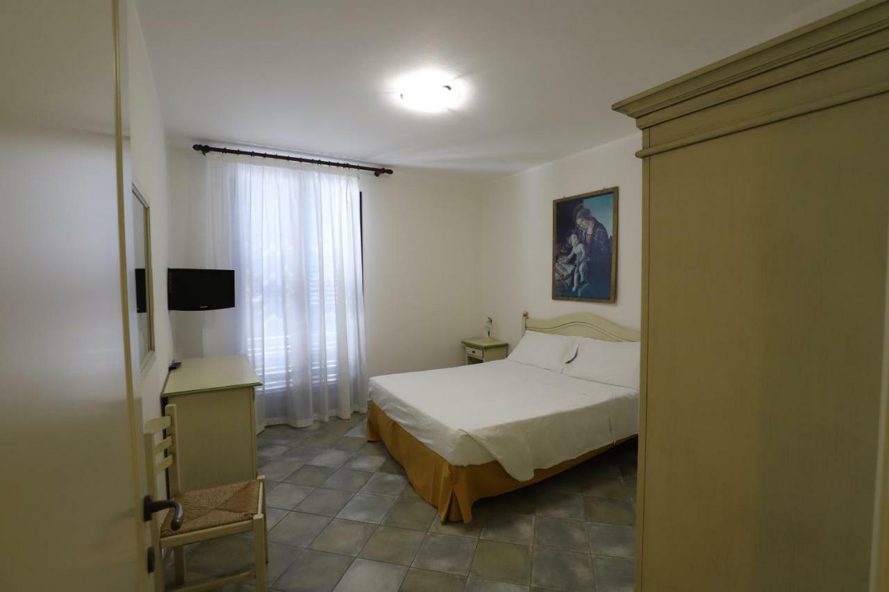 Hotel Celeste Marzamemi Bagian luar foto