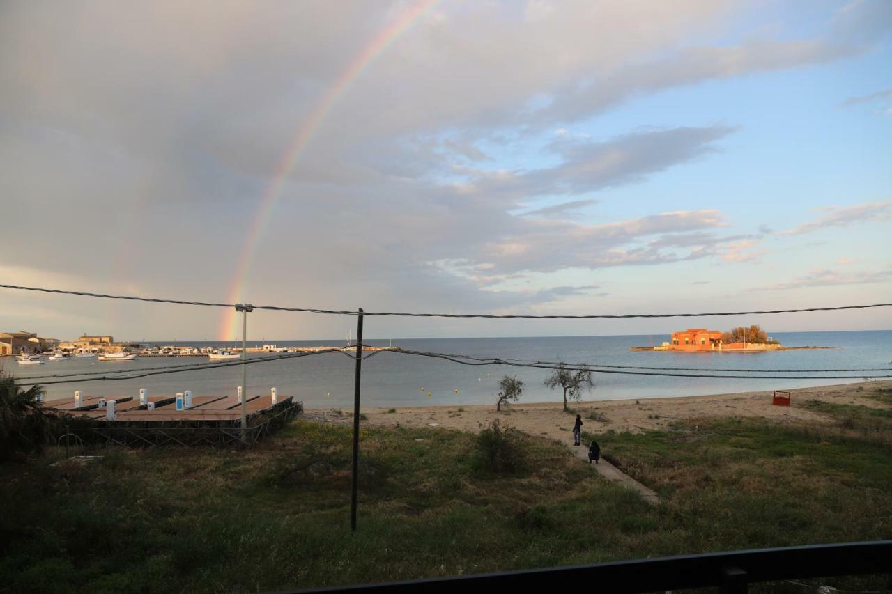 Hotel Celeste Marzamemi Bagian luar foto