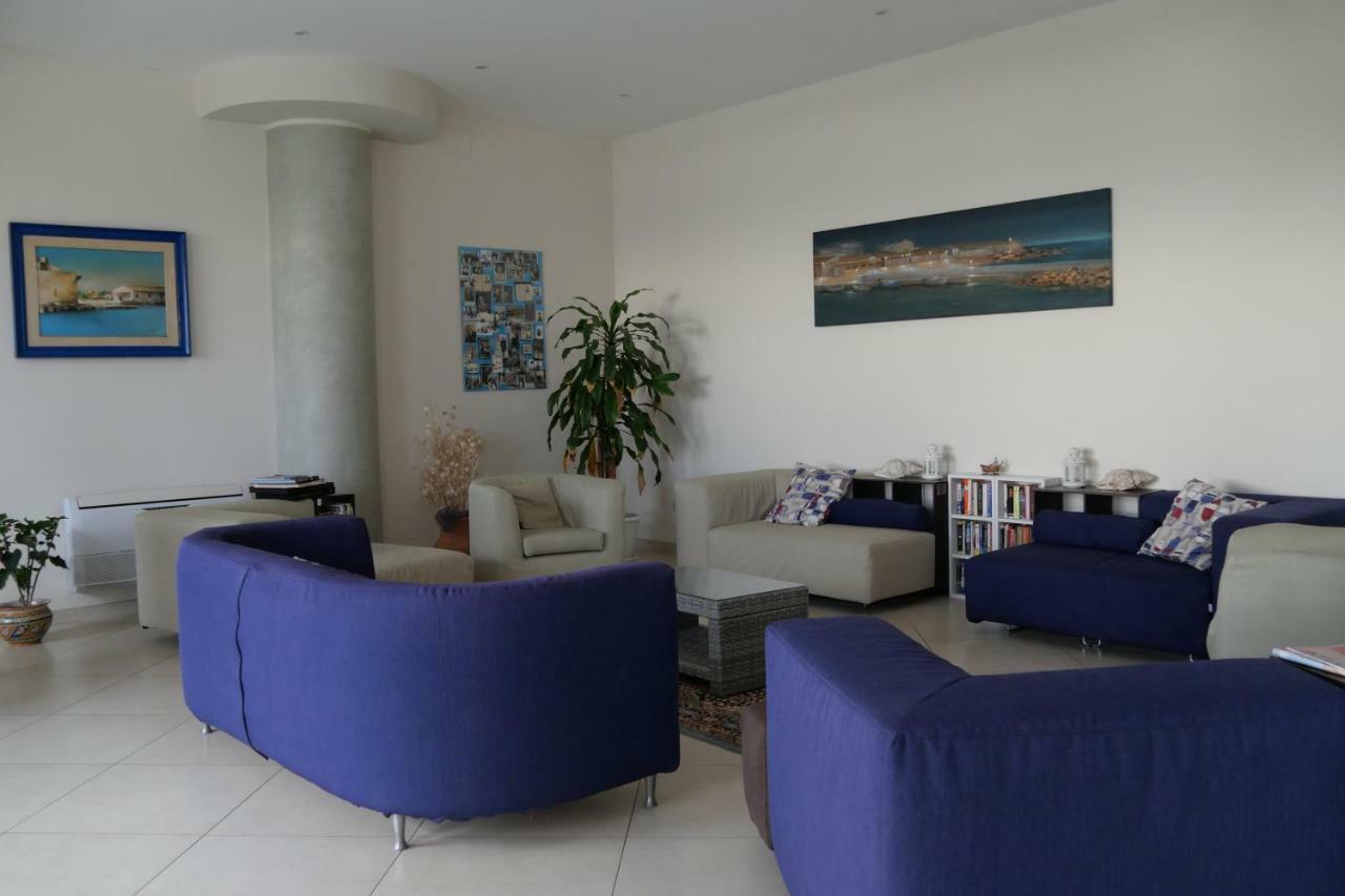 Hotel Celeste Marzamemi Bagian luar foto